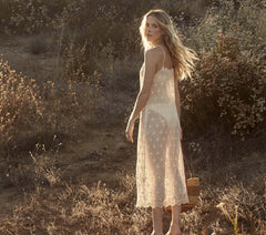 HMD -- ANYA DRESS -- MAGNOLIA