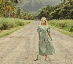 HMD -- ASHEVILLE DRESS -- GREEN COTTAGE DAISY FLORAL