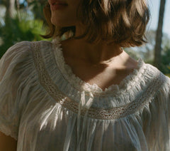 HMD -- REINE NIGHTGOWN -- ADELINE'S GARDEN