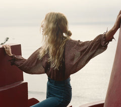HMD -- ROSE TOP -- RUST DITZY FLORAL