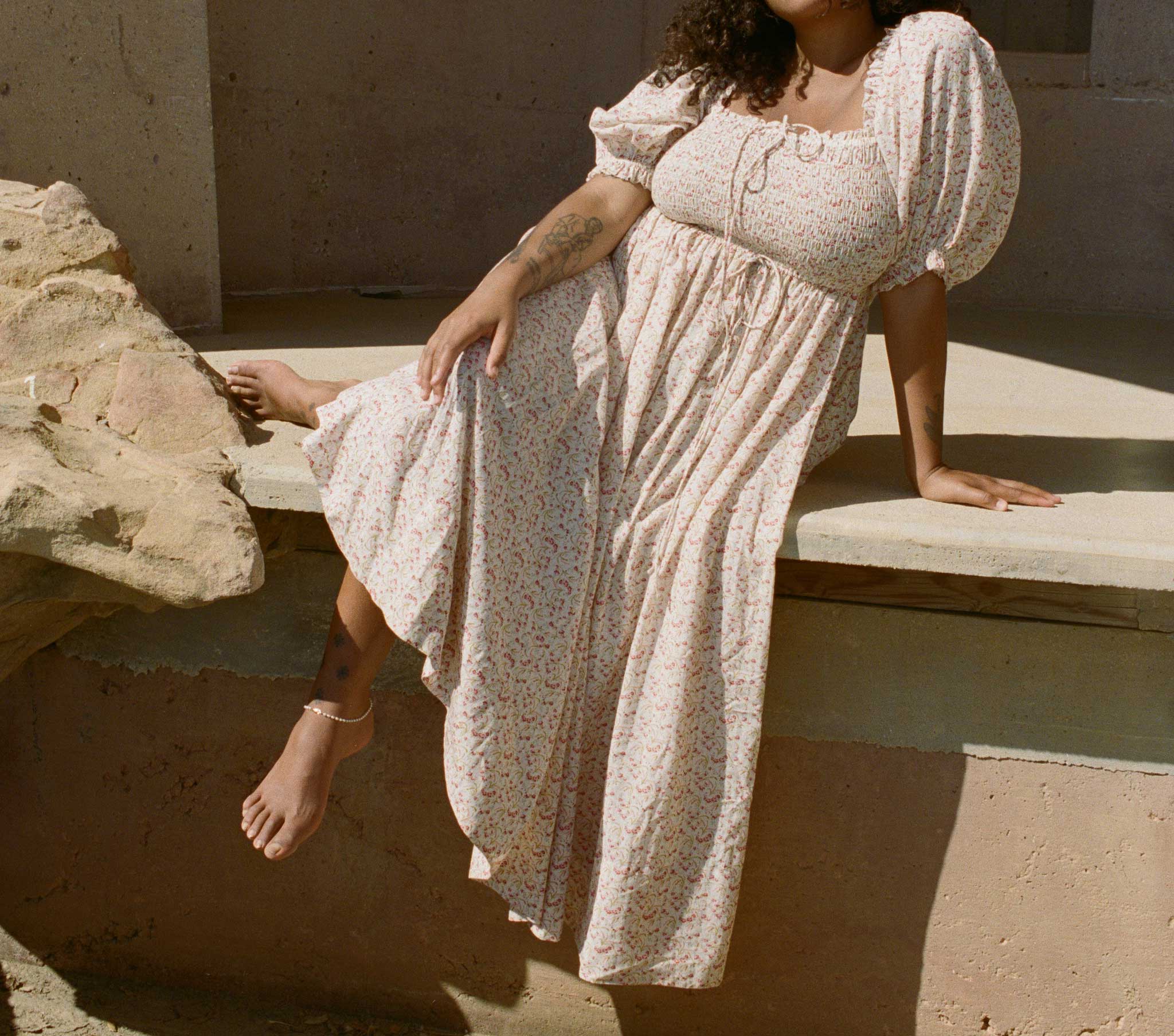HMD -- SIENA DRESS -- SUNSHINE MEADOW FLORAL