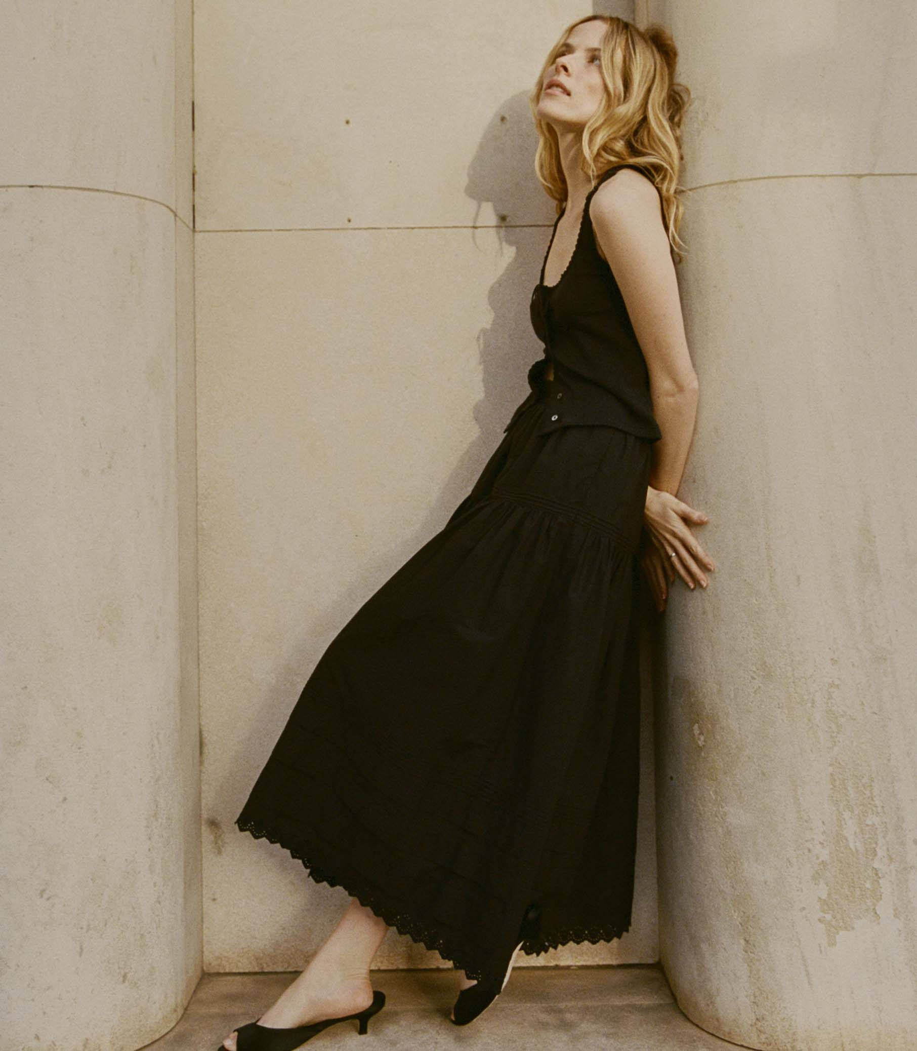 HMD -- SEBASTIANE SKIRT -- BLACK