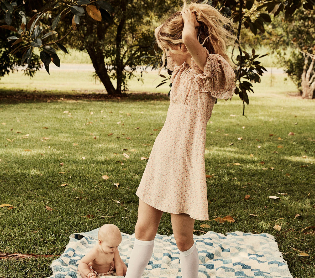 HMD -- BAUDOIN DRESS -- PEACH MARTHA'S GARDEN PRINT