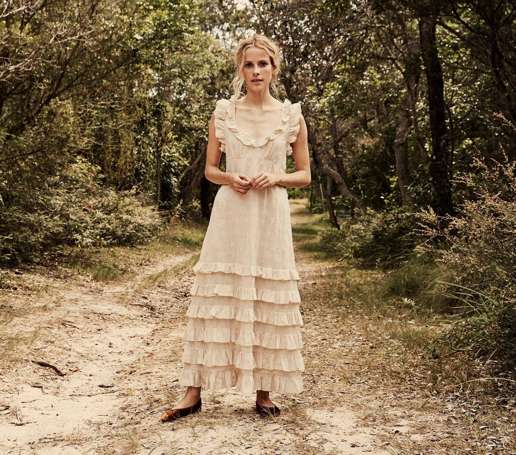 HMD -- CALLA DRESS -- DOVE
