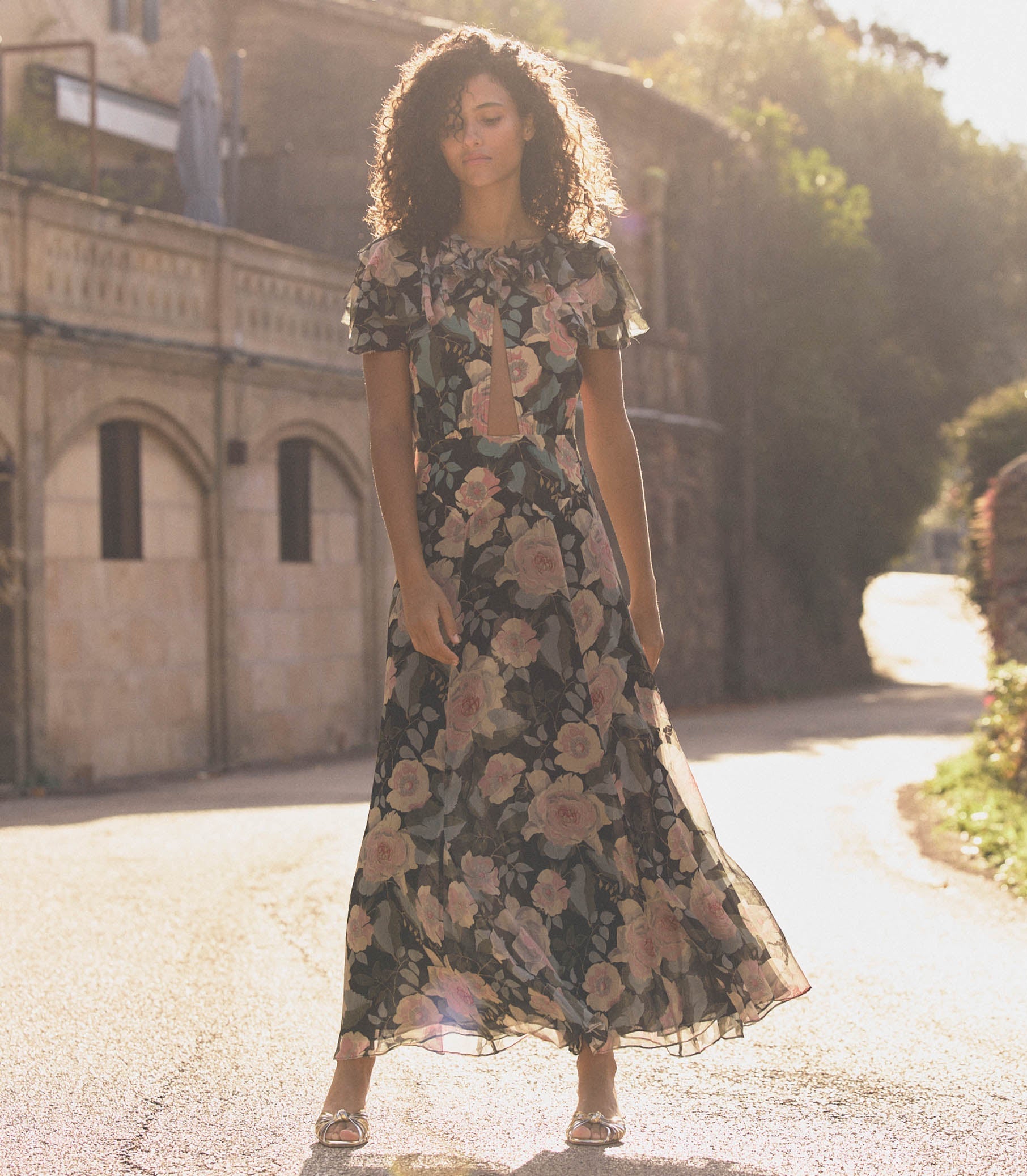 HMD -- AMIRA DRESS -- ROSE GARDEN FLORAL