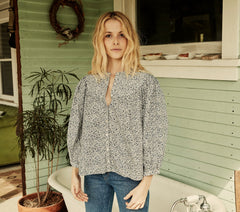 HMD -- BERKLEY TOP -- NAVY CHAMPIGNON FLORAL