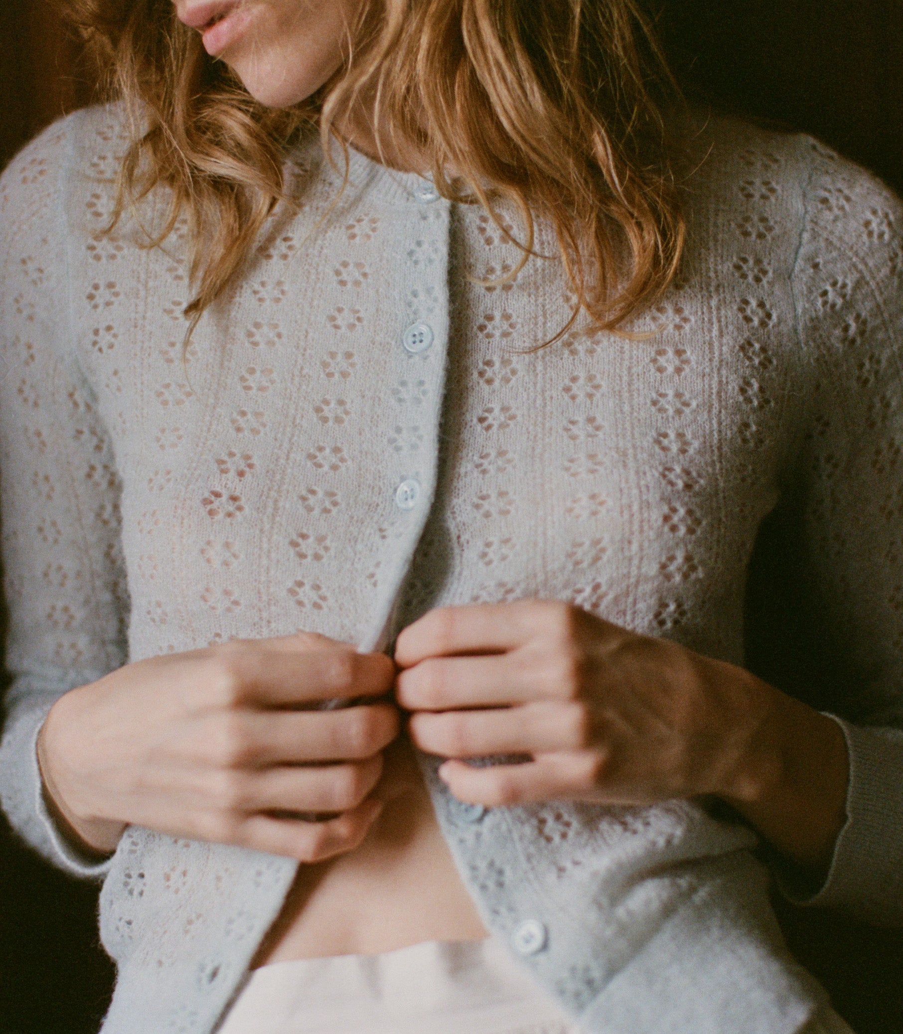 HMD -- DANAE POINTELLE CARDIGAN -- SKY