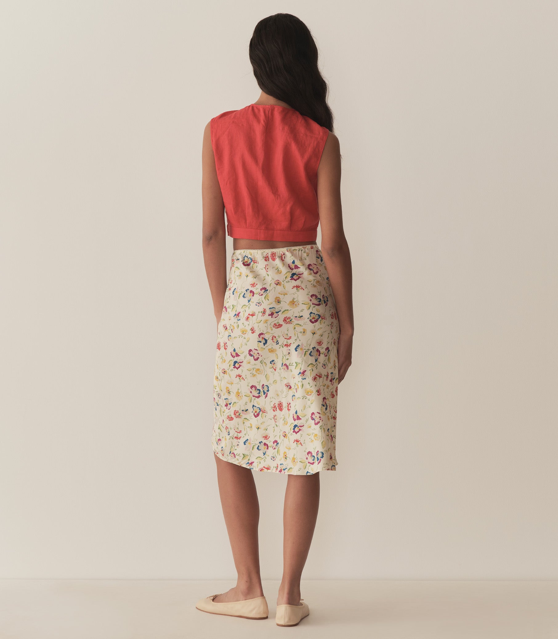 HMD -- ELOWETTE SKIRT -- WINDSWEPT BLOOMS