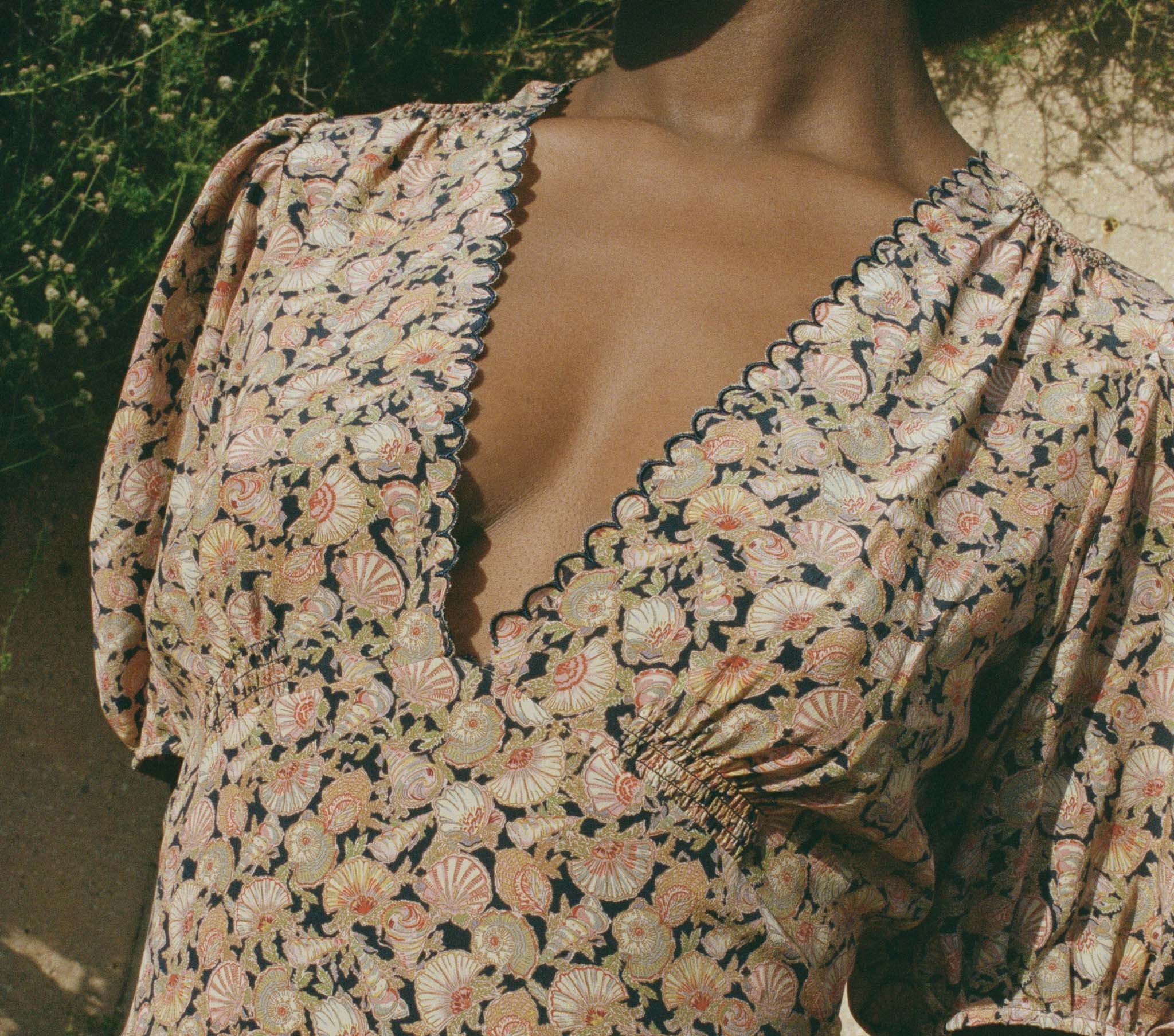 HMD -- EMILIA DRESS -- TRESORS DE LA MER