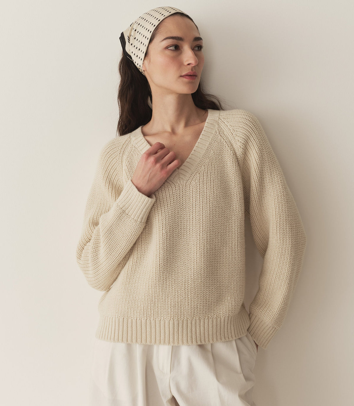 HMD -- EMMONS SWEATER -- CREAM