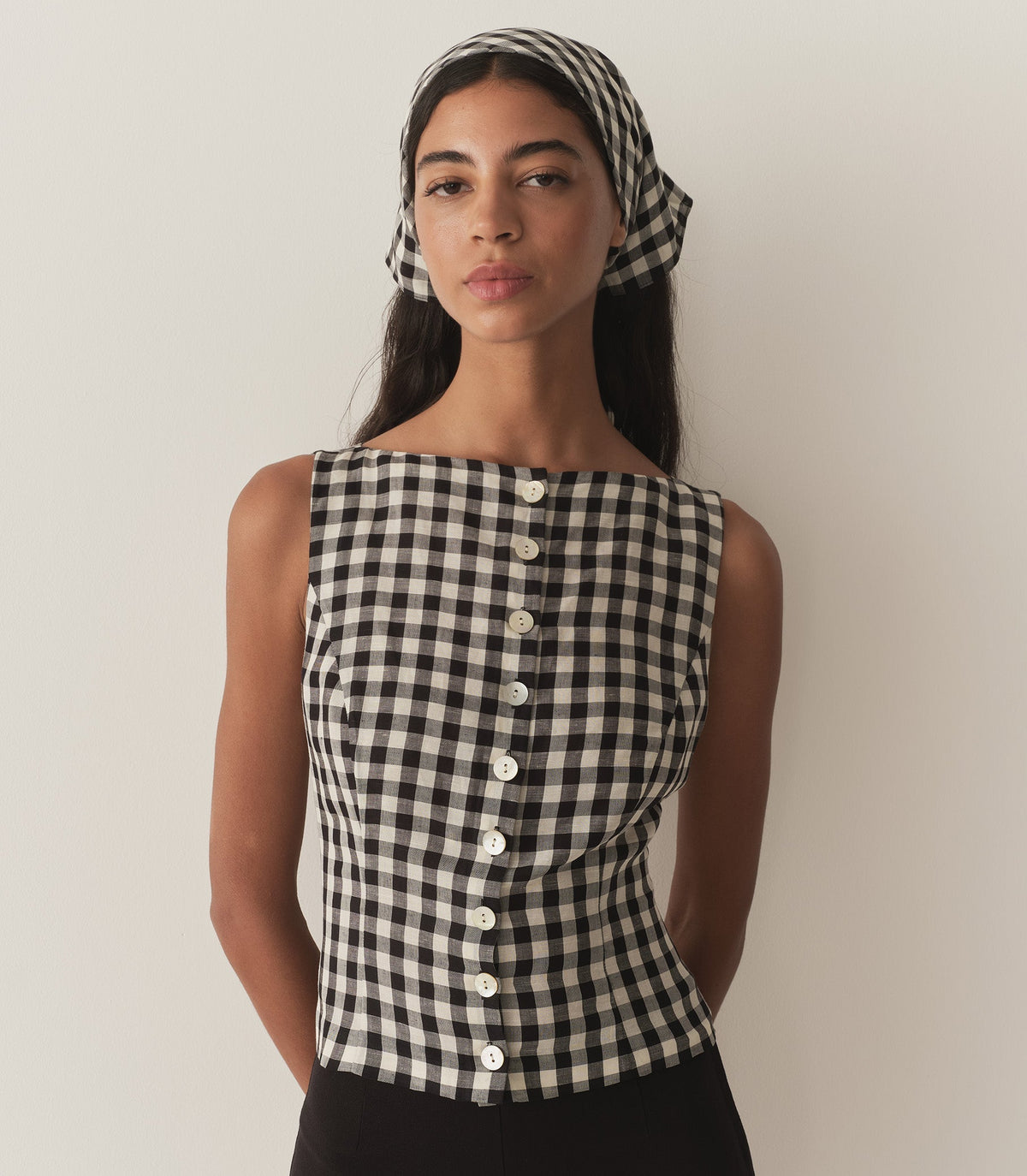 HMD -- HAYDEN TOP -- BLACK MARILYN GINGHAM