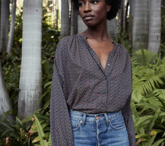 HMD -- THE JANE BLOUSE -- NAVY BISOU FLORAL