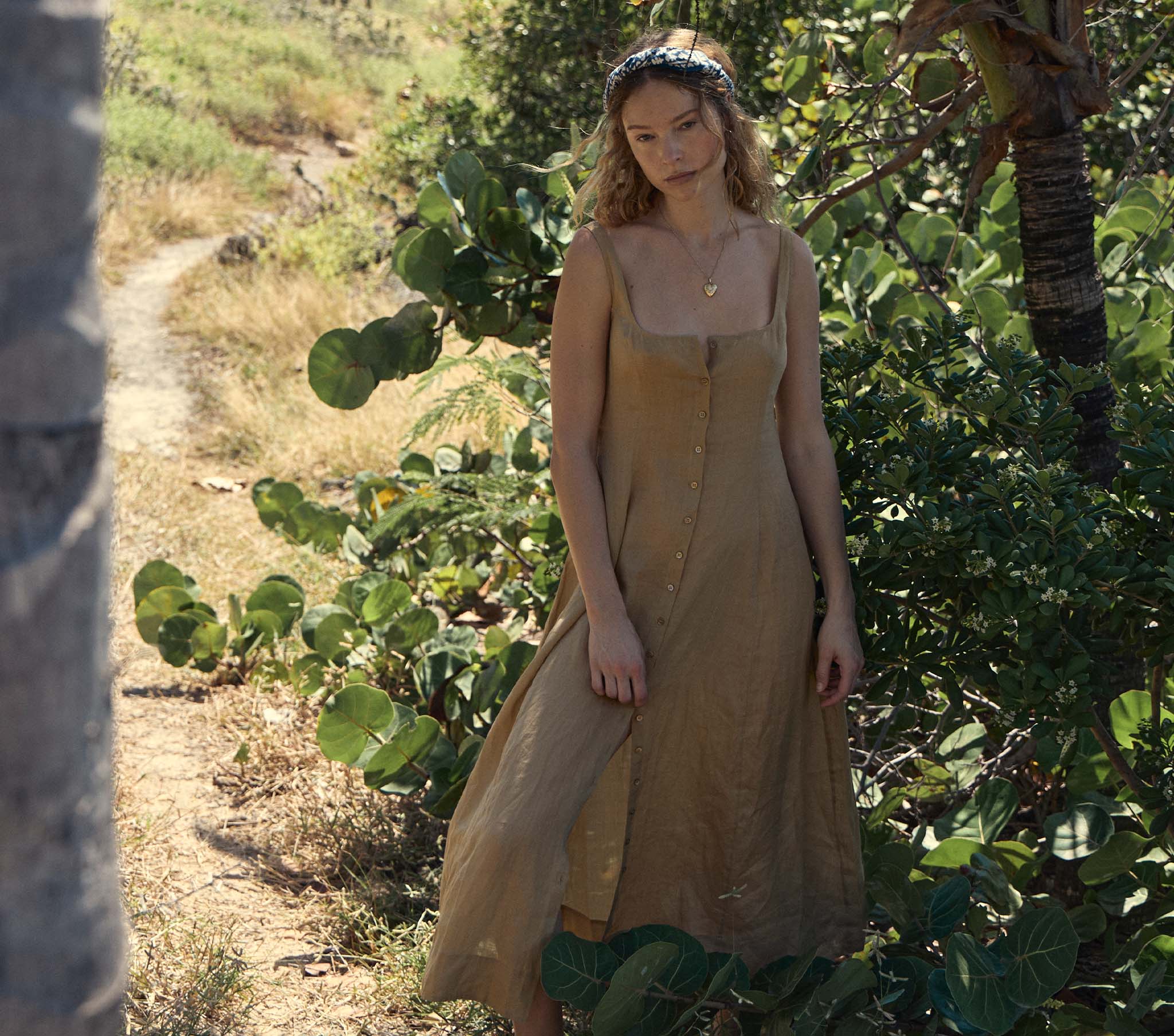 HMD -- LANTANA DRESS -- OAKEN