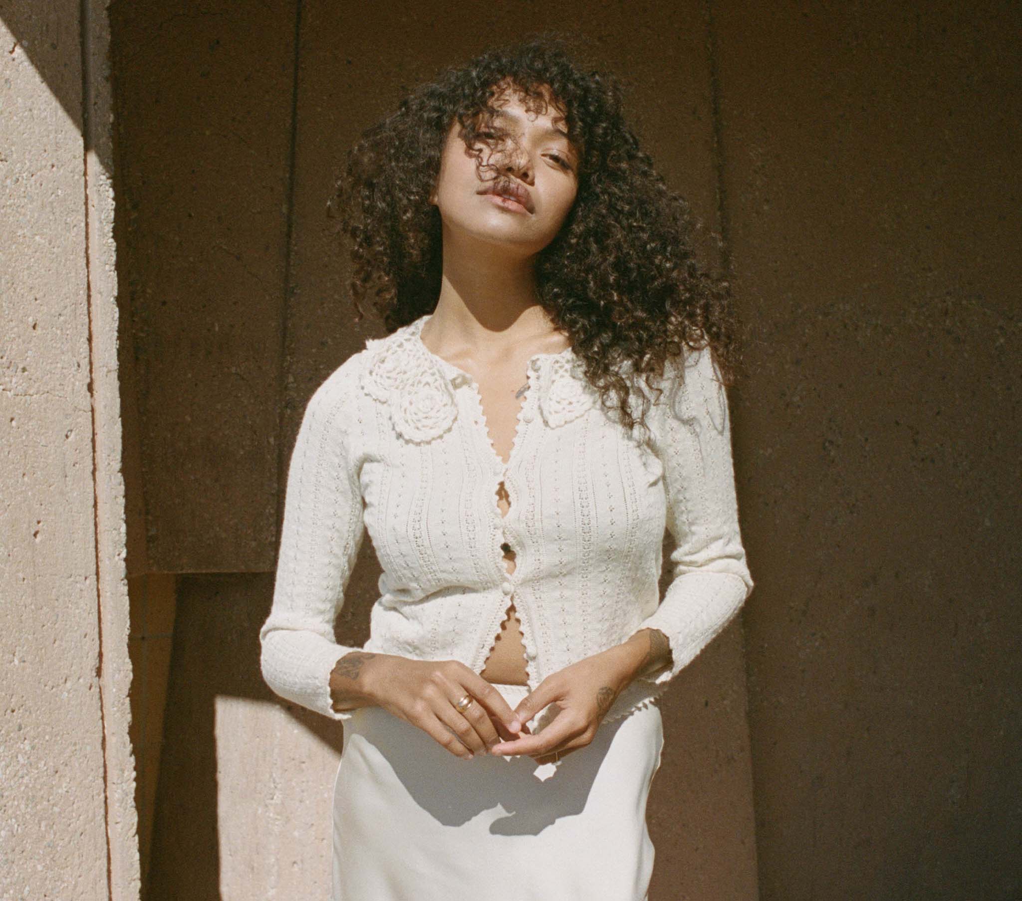 HMD -- MARIANA CARDIGAN -- MOONSTONE