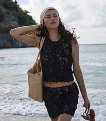 HMD -- MARCIA TOP -- BLACK