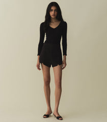 HMD -- MAVEN SHORT -- BLACK