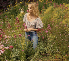 HMD -- LOTUS TOP -- BRIARWOOD FLORAL