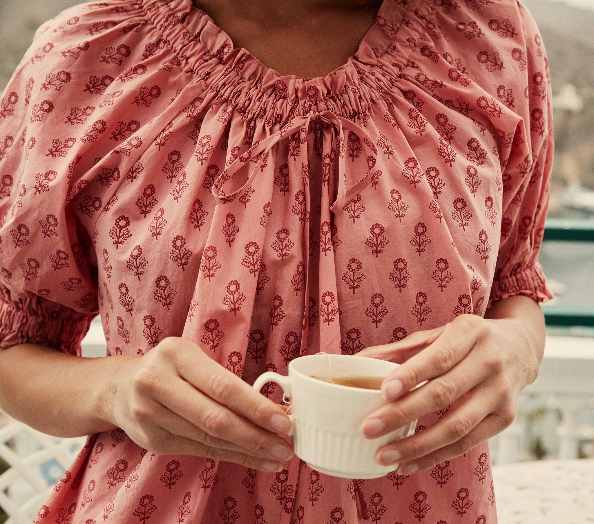 HMD -- SHORE TOP -- PINK SUNFLOWER BLOCK PRINT