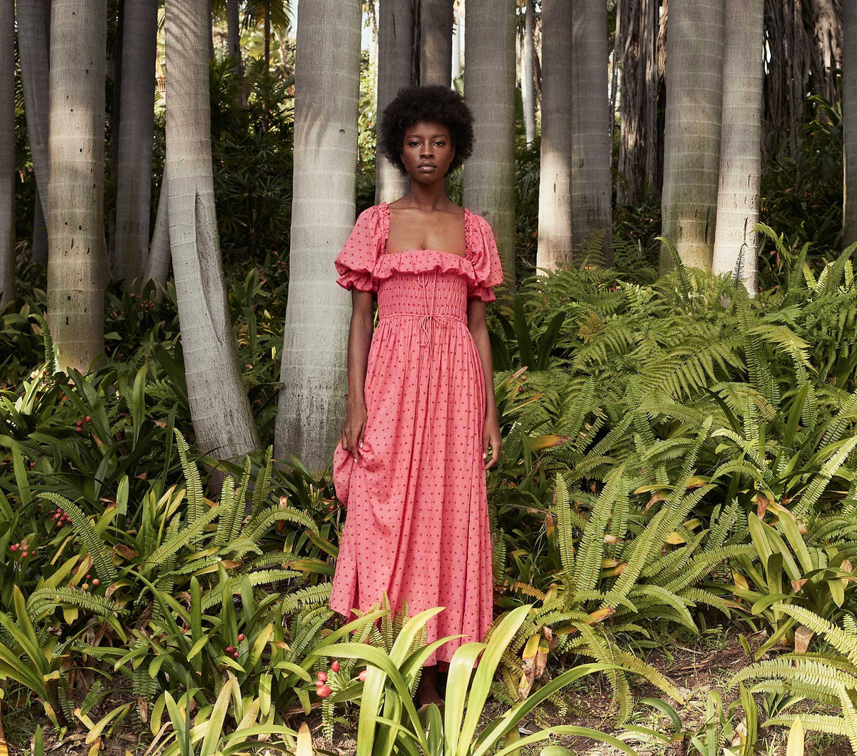 HMD -- SOL DRESS -- TEA ROSE SWISS DOT