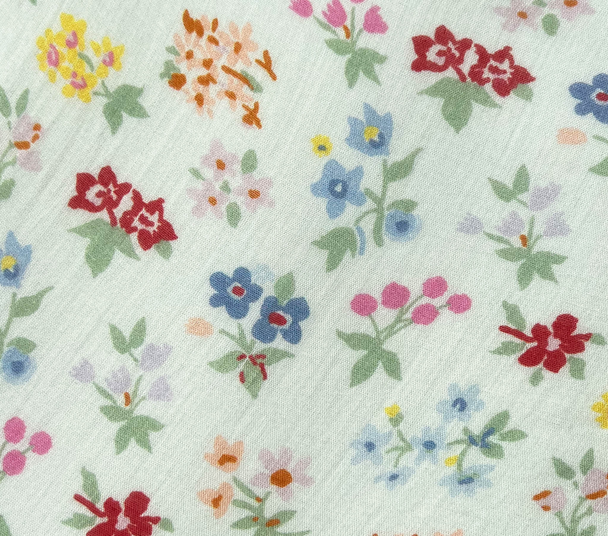 HMD -- HADARA TOP -- SPRING BOUQUET FLORAL