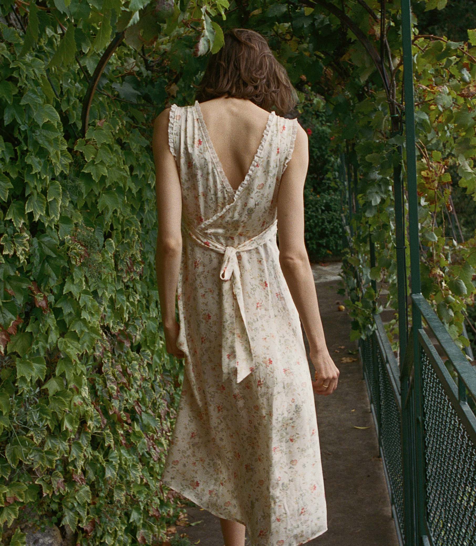 HMD -- TAHLIA DRESS -- FLOWERING MEADOW