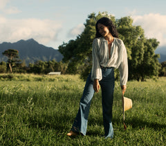 HMD -- THE JANE BLOUSE -- BLUE BABY KATE