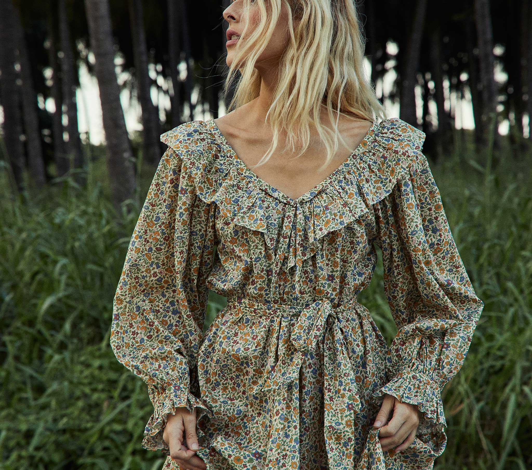 HMD -- VEREDIS DRESS -- SUNSHINE POPPY BELL FLORAL