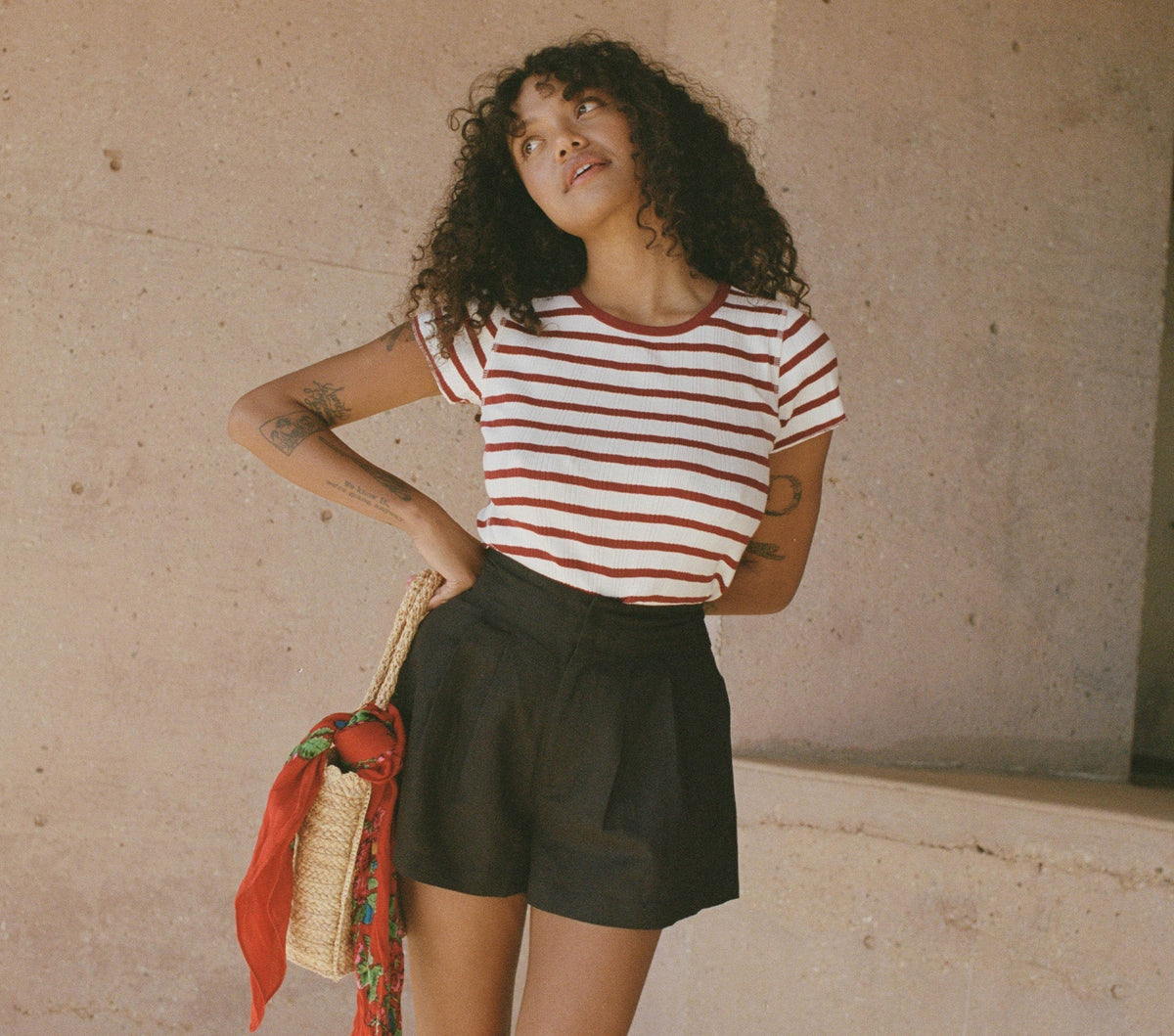 HMD -- VIVI TEE -- AUBURN SAN SIMEON STRIPE